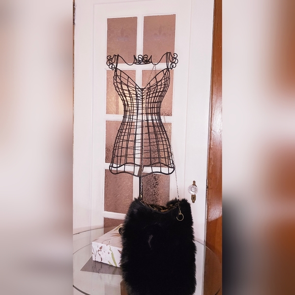 Holiday Muff Bag - Picture 3 of 3